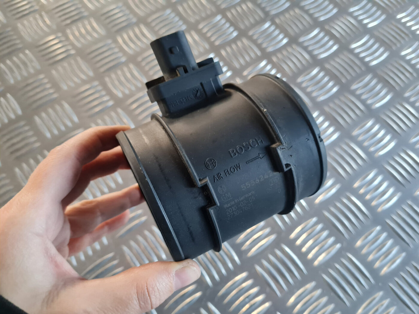 Gaisa plūsmas mērītājs priekš OPEL INSIGNIA 2010 2 Gaisa plūsmas mērītājs priekš OPEL INSIGNIA 2010