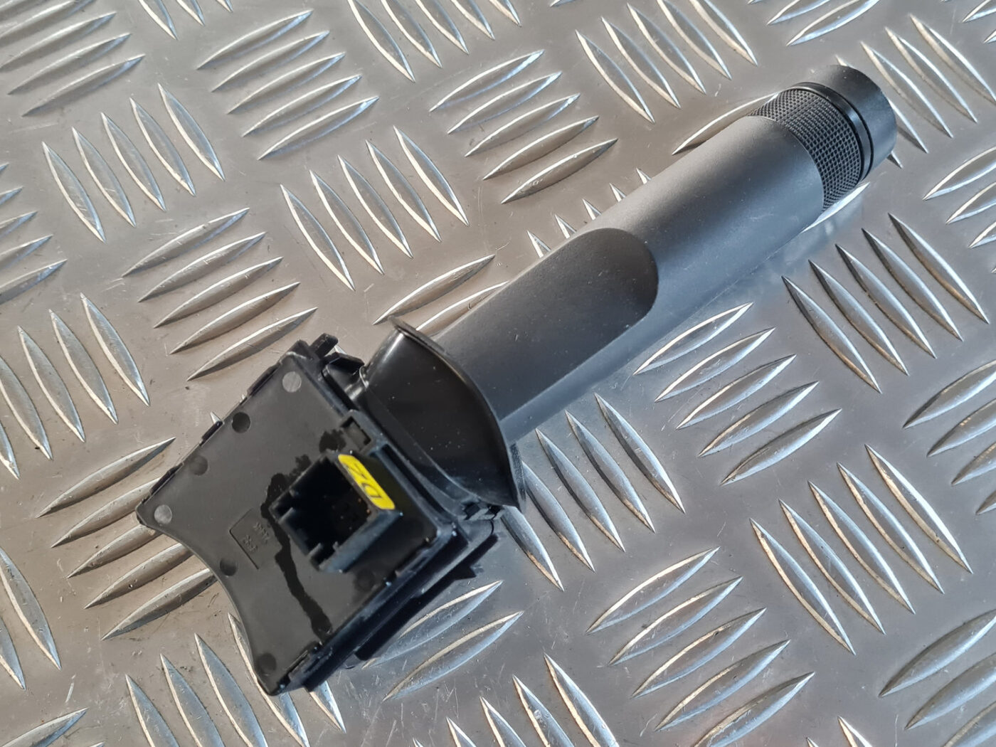 Stikla tīrītāja slēdzis priekš OPEL INSIGNIA 2010 4 Stikla tīrītāja slēdzis priekš OPEL INSIGNIA 2010