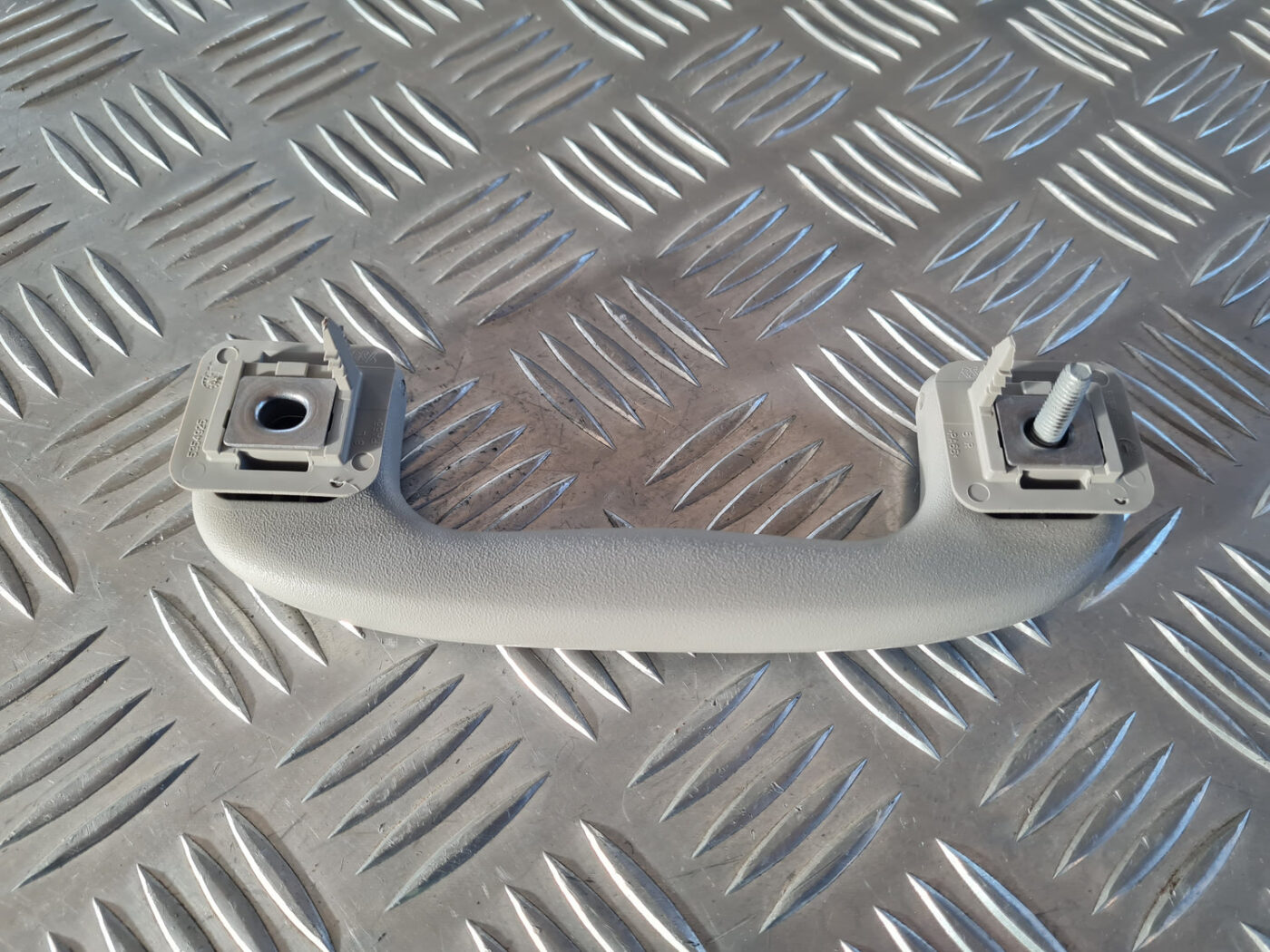 Salona rokturis griestos priekš OPEL INSIGNIA 2010 2 Salona rokturis griestos priekš OPEL INSIGNIA 2010