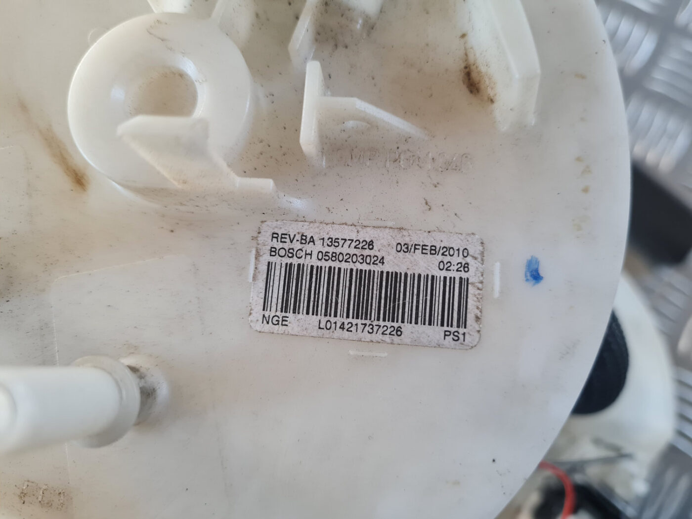 Degvielas tvertnes sūknis priekš OPEL INSIGNIA 2010 6 Degvielas tvertnes sūknis priekš OPEL INSIGNIA 2010