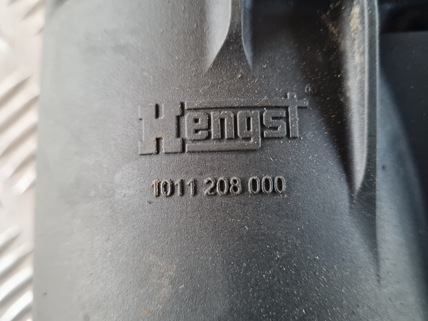 Degvielas filtra korpuss priekš OPEL INSIGNIA 2010 4 Degvielas filtra korpuss priekš OPEL INSIGNIA 2010