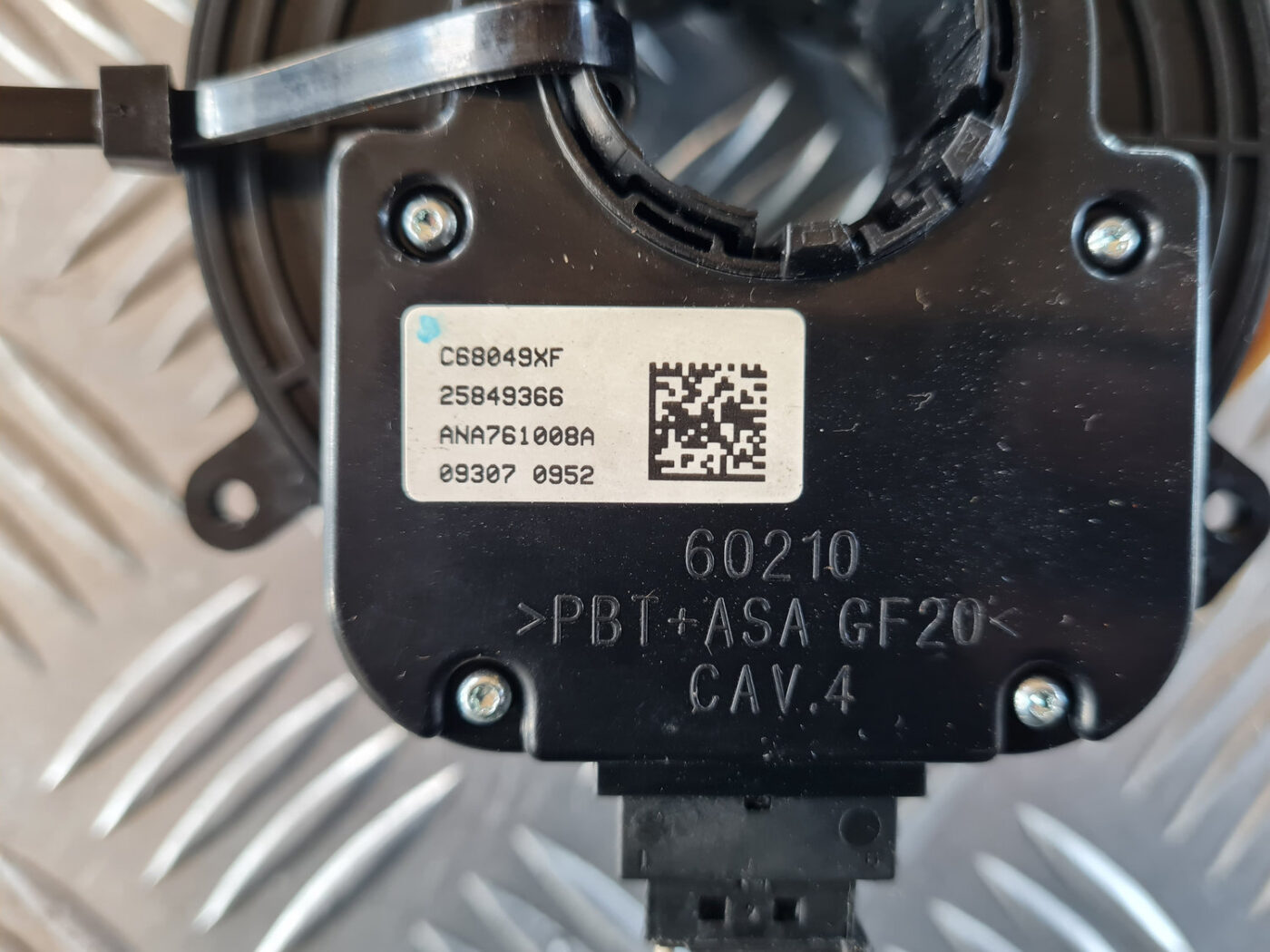 Drošības spilvena slīdgredzens priekš OPEL INSIGNIA 2010 5 Drošības spilvena slīdgredzens priekš OPEL INSIGNIA 2010