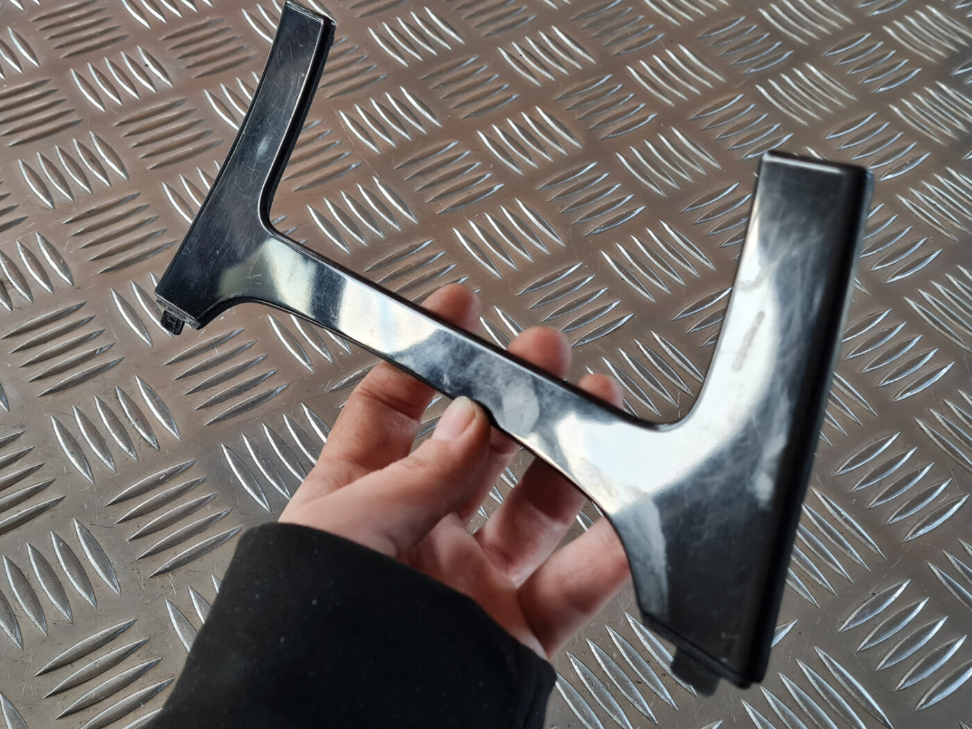 Mērinstrumentu paneļa dekoratīvais rāmis priekš OPEL INSIGNIA 2010 3 Mērinstrumentu paneļa dekoratīvais rāmis priekš OPEL INSIGNIA 2010