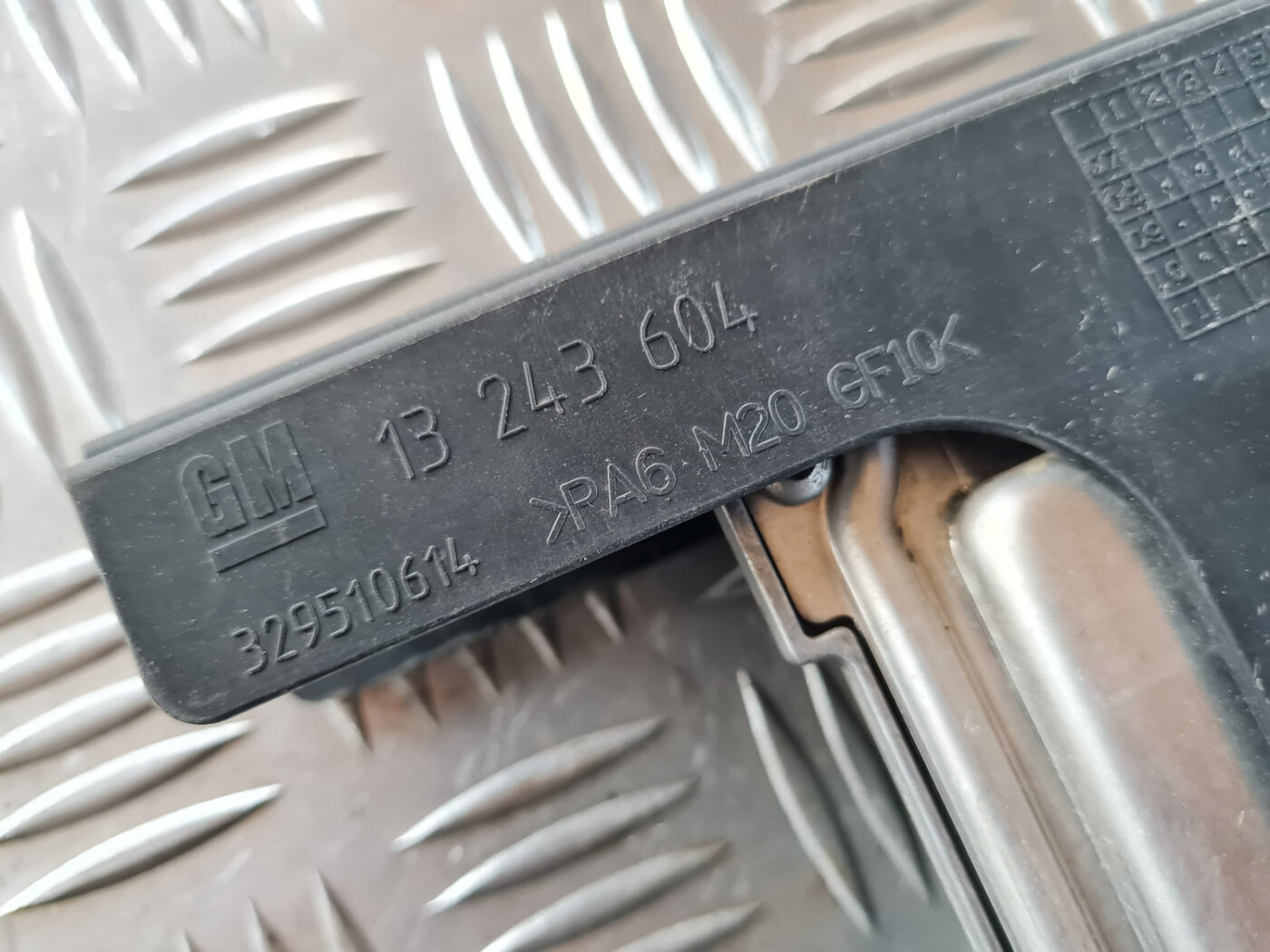 Dzinēja vadības bloks priekš OPEL INSIGNIA 2010 7 Dzinēja vadības bloks priekš OPEL INSIGNIA 2010