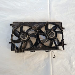 Dzesēšanas radiatora ventilators priekš OPEL INSIGNIA 2010