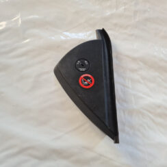 Mērinstrumentu paneļa sānu apdare priekš OPEL INSIGNIA 2010