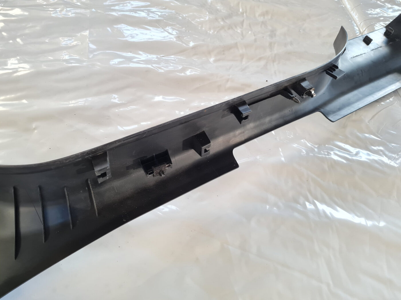 Sliekšņa kreisa uzlika priekš OPEL INSIGNIA 2010 6 Sliekšņa kreisa uzlika priekš OPEL INSIGNIA 2010