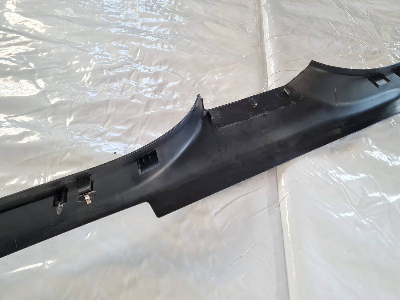 Sliekšņa kreisa uzlika priekš OPEL INSIGNIA 2010 5 Sliekšņa kreisa uzlika priekš OPEL INSIGNIA 2010