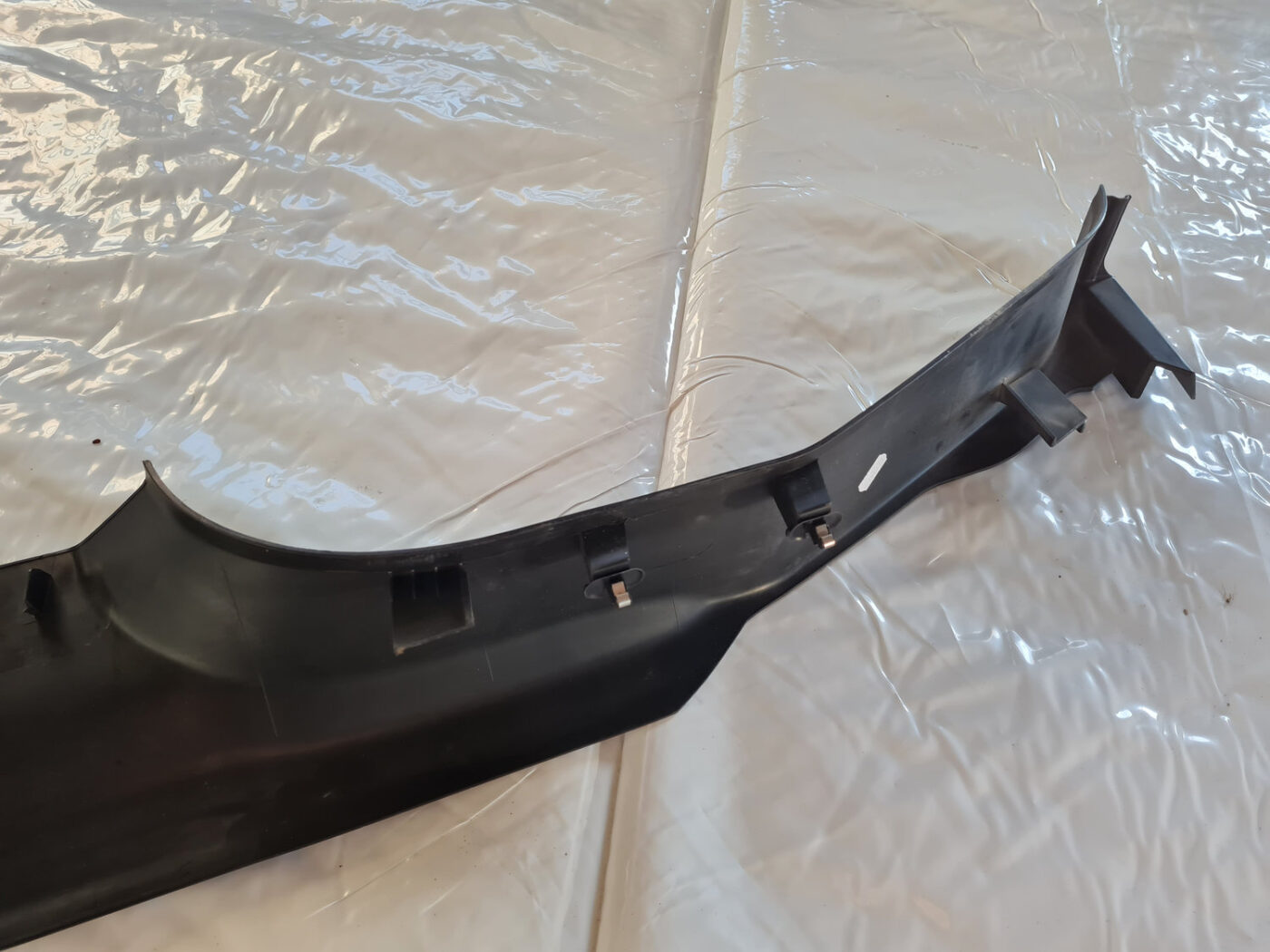 Sliekšņa kreisa uzlika priekš OPEL INSIGNIA 2010 4 Sliekšņa kreisa uzlika priekš OPEL INSIGNIA 2010