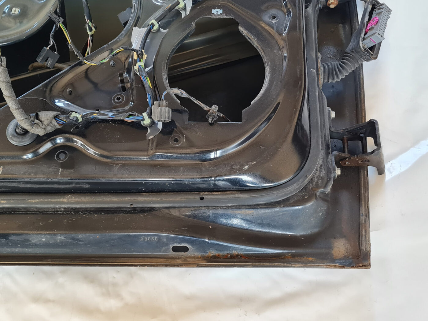 Priekšējās kreisās durvis priekš OPEL INSIGNIA 2010 6 Priekšējās kreisās durvis priekš OPEL INSIGNIA 2010