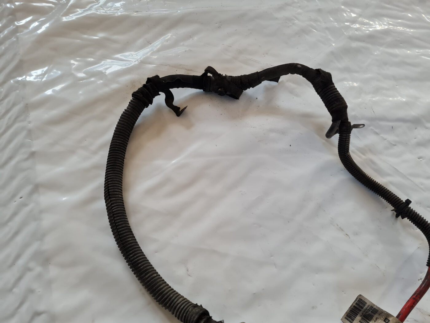 Pozitīvais elektrovads priekš OPEL INSIGNIA 2010 5 Pozitīvais elektrovads priekš OPEL INSIGNIA 2010