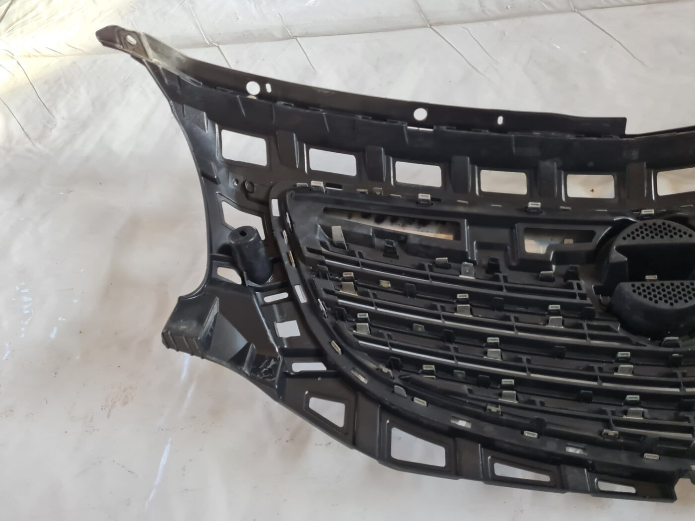 Bufera reste priekš OPEL INSIGNIA 2010 7 Bufera reste priekš OPEL INSIGNIA 2010