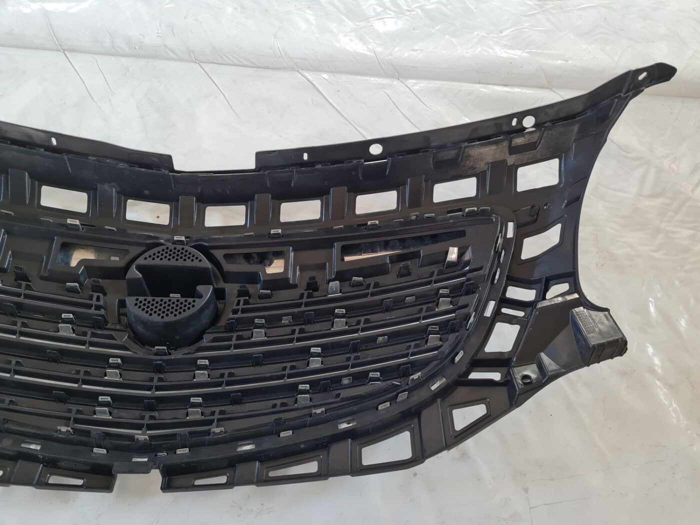 Bufera reste priekš OPEL INSIGNIA 2010 6 Bufera reste priekš OPEL INSIGNIA 2010