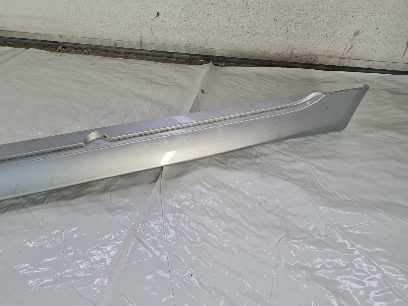 Ārēja sliekšņa kreisa uzlika priekš BMW 530D E61 2006 TOURING TITANSILVER 10 Ārēja sliekšņa kreisa uzlika priekš BMW 530D E61 2006 TOURING TITANSILVER