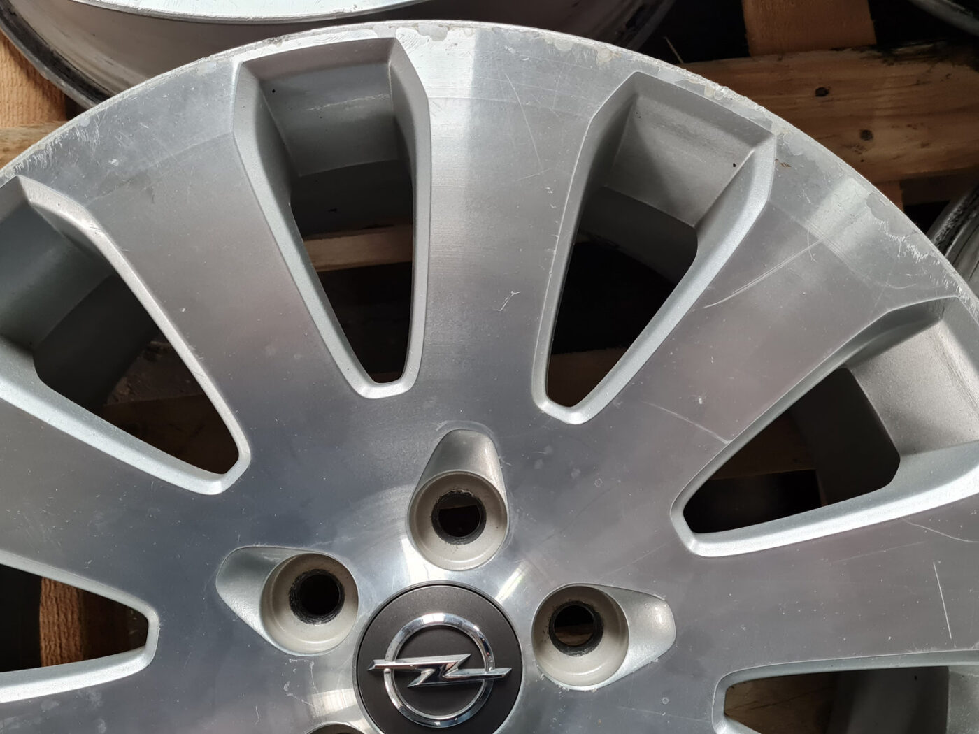 Lietie diski - vieglmetāla (kpl) priekš OPEL INSIGNIA 2010 20 Lietie diski - vieglmetāla (kpl) priekš OPEL INSIGNIA 2010