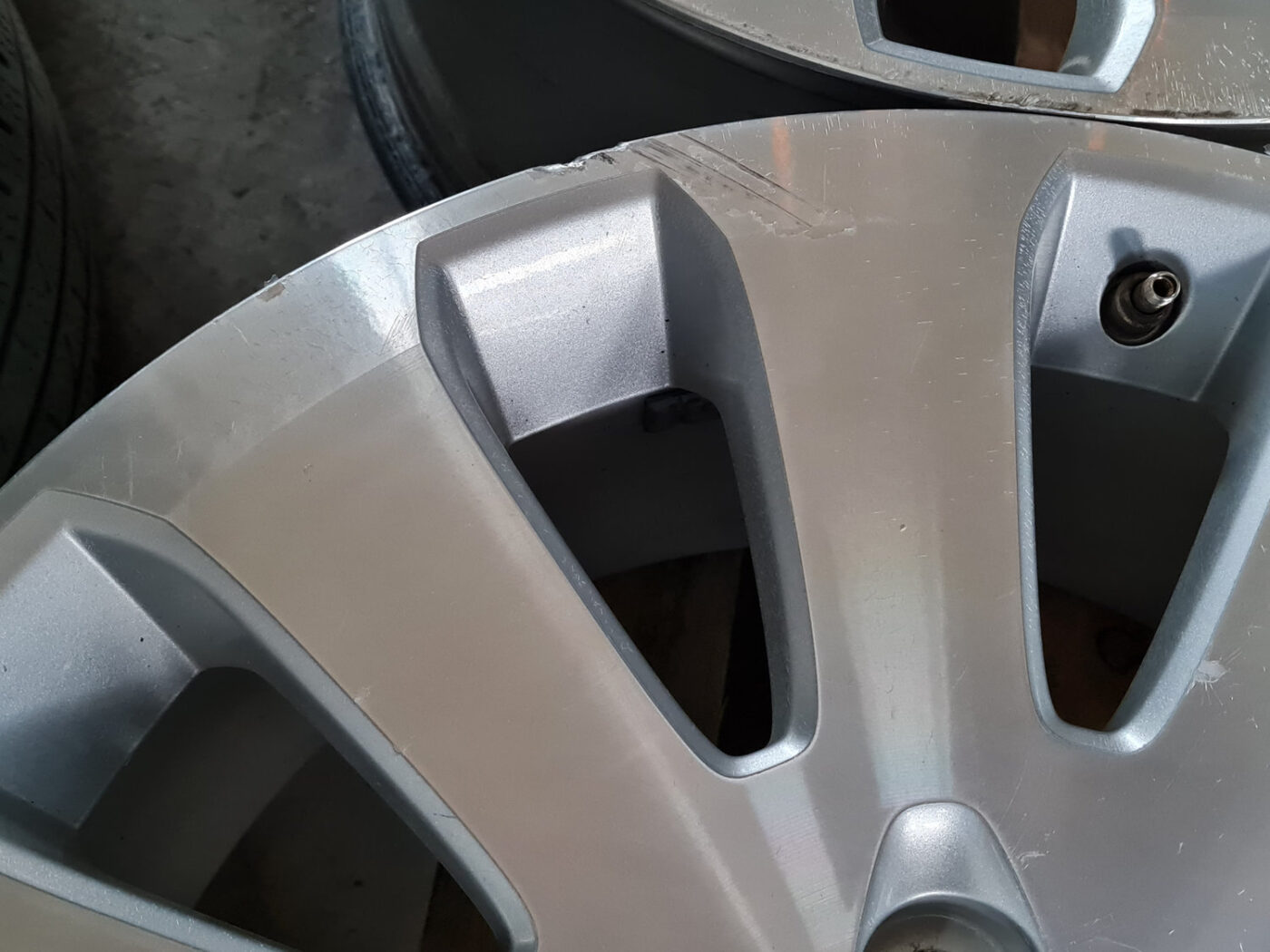 Lietie diski - vieglmetāla (kpl) priekš OPEL INSIGNIA 2010 12 Lietie diski - vieglmetāla (kpl) priekš OPEL INSIGNIA 2010