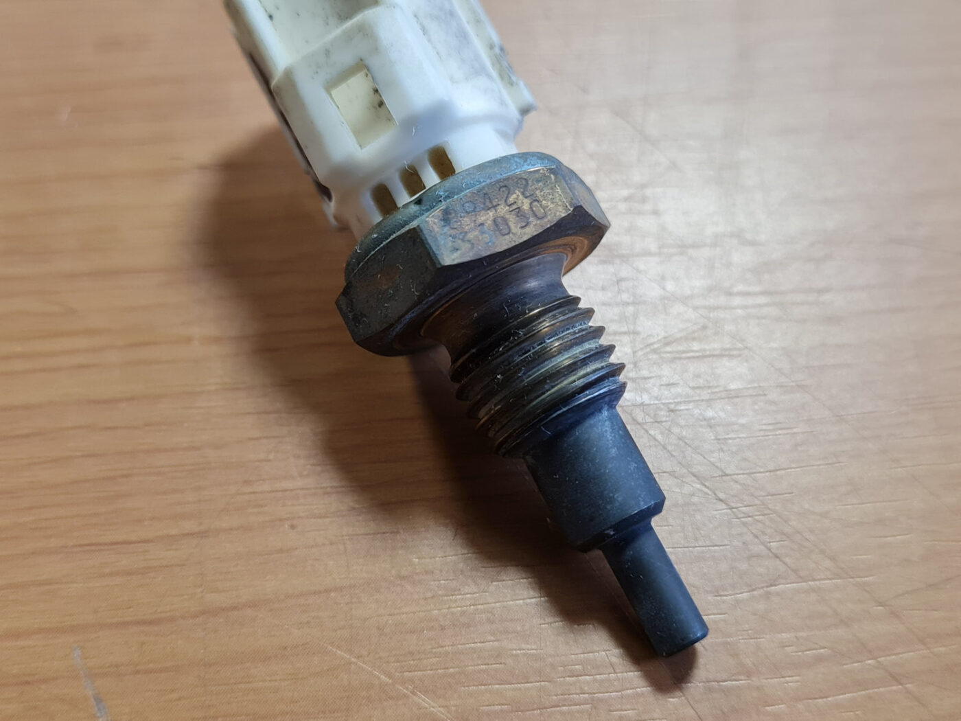 Dzesēšanas šķidruma temperatūras sensors priekš TOYOTA AVENSIS 2012 6 Dzesēšanas šķidruma temperatūras sensors priekš TOYOTA AVENSIS 2012