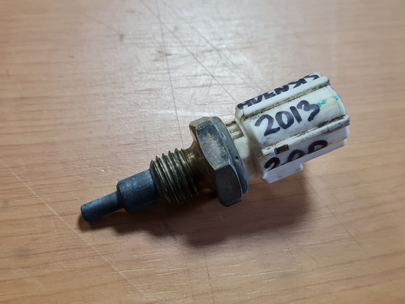 Dzesēšanas šķidruma temperatūras sensors priekš TOYOTA AVENSIS 2012 5 Dzesēšanas šķidruma temperatūras sensors priekš TOYOTA AVENSIS 2012