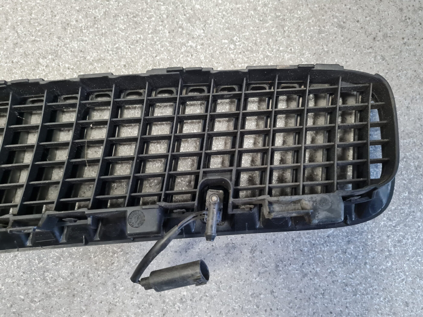 Pārsega reste priekš BMW X5 E53 1999-2006 9 Pārsega reste priekš BMW X5 E53 1999-2006