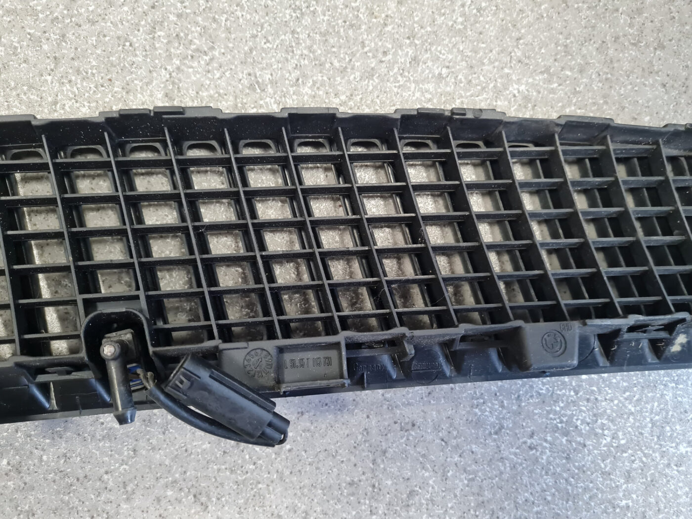 Pārsega reste priekš BMW X5 E53 1999-2006 12 Pārsega reste priekš BMW X5 E53 1999-2006