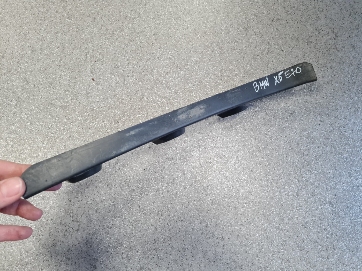 Priekšējā spārna un bufera stiprinājums priekš BMW X5 E70 2006-2013 4 Priekšējā spārna un bufera stiprinājums priekš BMW X5 E70 2006-2013