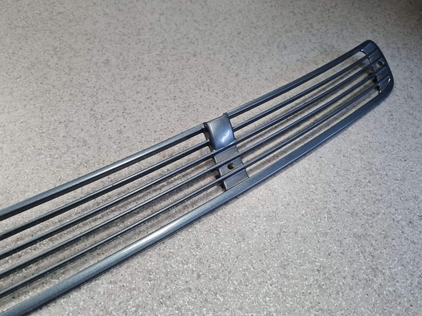 Pārsega reste priekš BMW 7 E38 1998-2001 9 Pārsega reste priekš BMW 7 E38 1998-2001