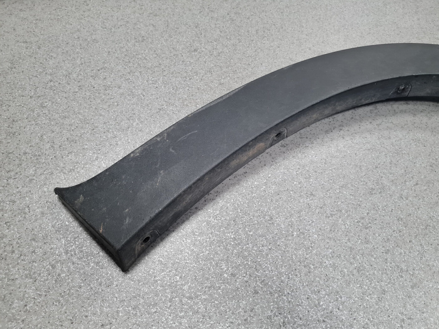 Priekšēja spārna uzlika/moldings priekš BMW X5 E70 2006-2013 2 Priekšēja spārna uzlika/moldings priekš BMW X5 E70 2006-2013