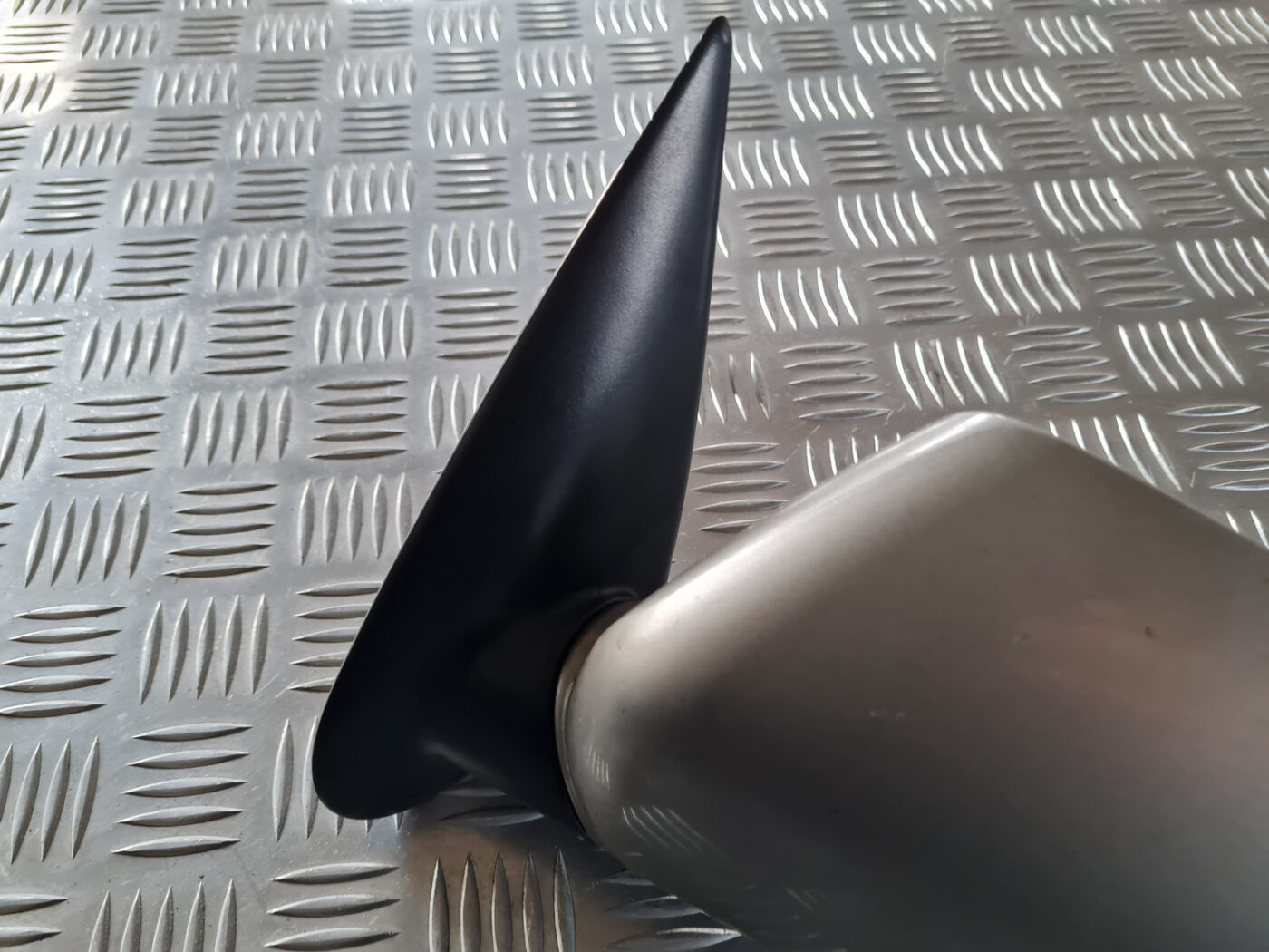 Ārējais spogulis, pa kreisi priekš ŠKODA OCTAVIA 2007 7 Ārējais spogulis, pa kreisi priekš ŠKODA OCTAVIA 2007