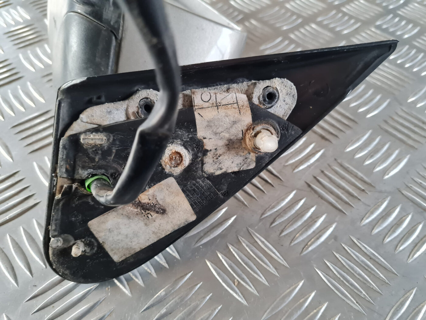 Ārējais spogulis, pa kreisi priekš ŠKODA OCTAVIA 2007 3 Ārējais spogulis, pa kreisi priekš ŠKODA OCTAVIA 2007