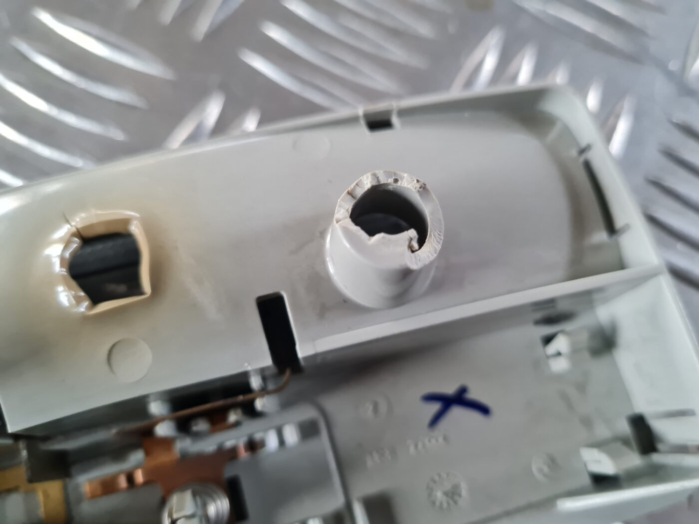 Aizmugurējo sēdvietu apgaismojums priekš ŠKODA OCTAVIA 2007 5 Aizmugurējo sēdvietu apgaismojums priekš ŠKODA OCTAVIA 2007