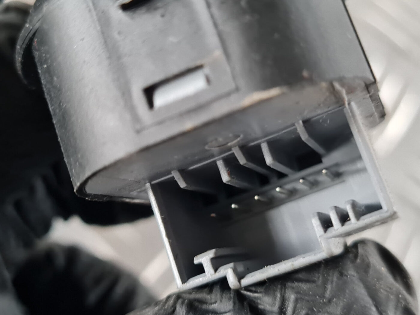 Spoguļa regulēšanas poga priekš ŠKODA OCTAVIA 2007 3 Spoguļa regulēšanas poga priekš ŠKODA OCTAVIA 2007