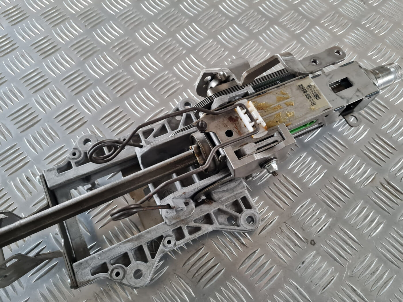 Stūres statne priekš ŠKODA OCTAVIA 2007 7 Stūres statne priekš ŠKODA OCTAVIA 2007