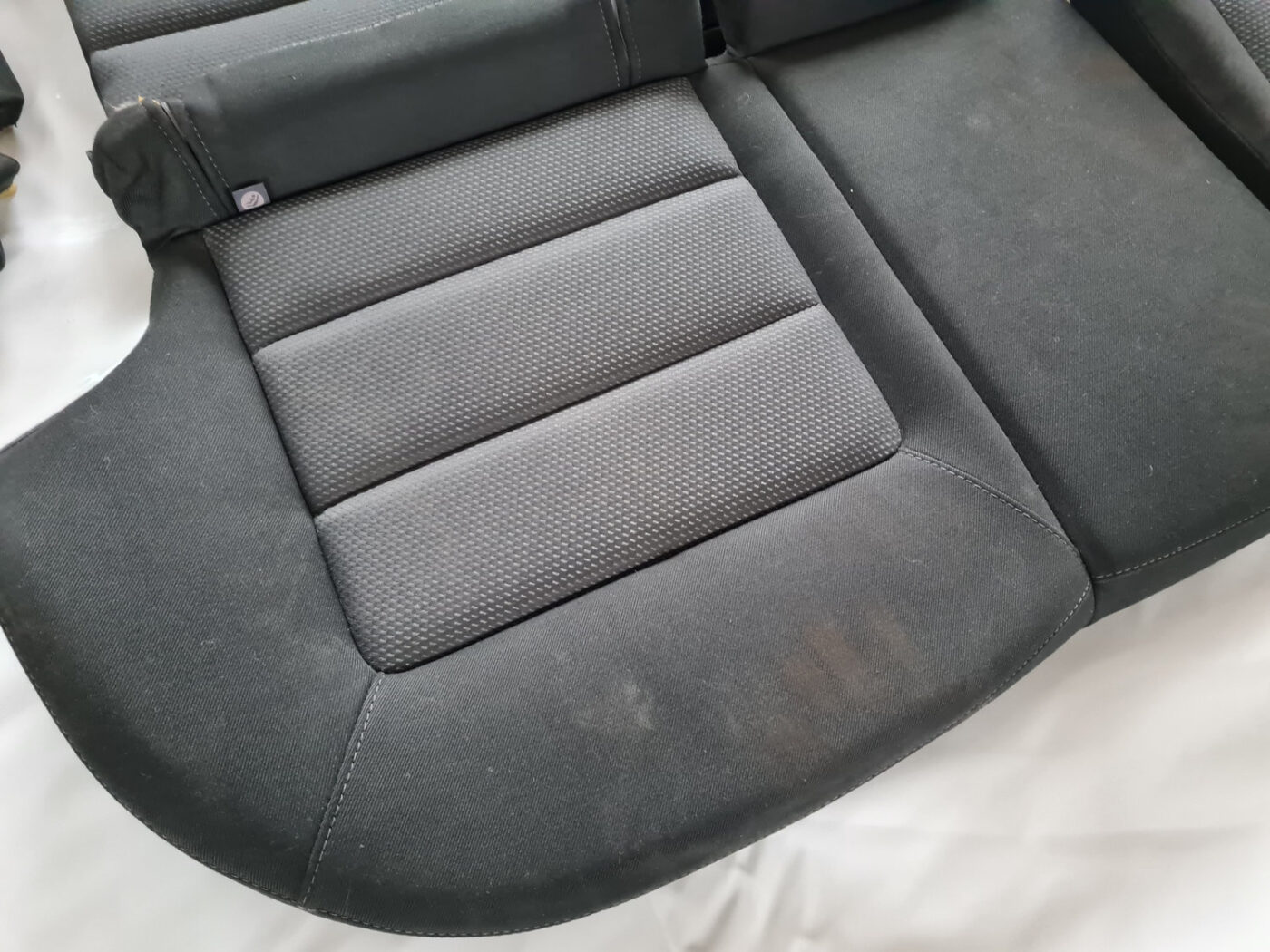 Aizmugurējais sēdeklis priekš ŠKODA OCTAVIA 2007 2 Aizmugurējais sēdeklis priekš ŠKODA OCTAVIA 2007