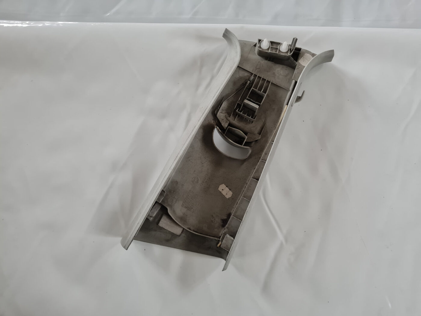 Vidējas salona statnes apdare priekš ŠKODA OCTAVIA 2007 2 Vidējas salona statnes apdare priekš ŠKODA OCTAVIA 2007