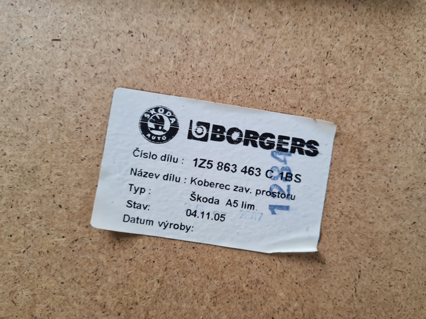 Bagāžnieka grīda priekš ŠKODA OCTAVIA 2007 3 Bagāžnieka grīda priekš ŠKODA OCTAVIA 2007