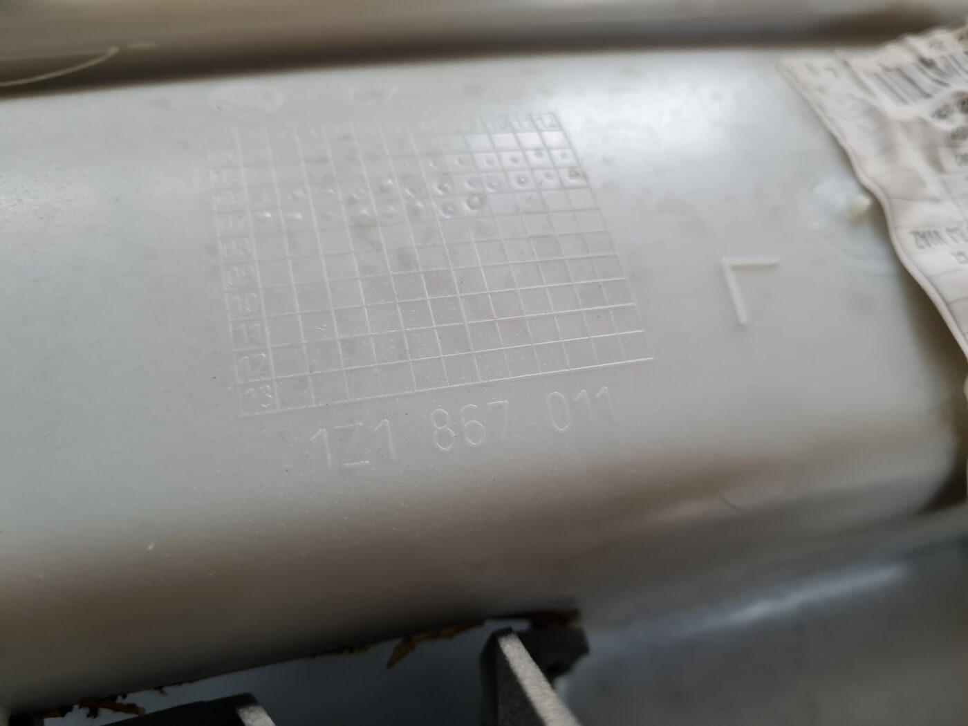 Priekšējo kreiso durvju apdare priekš ŠKODA OCTAVIA 2007 5 Priekšējo kreiso durvju apdare priekš ŠKODA OCTAVIA 2007