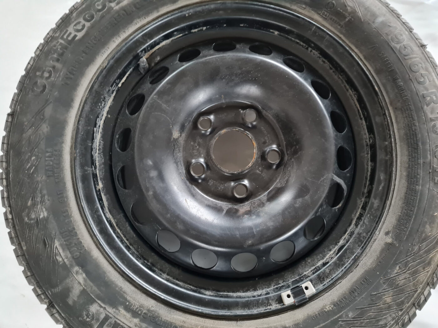 Rezerves ritenis priekš ŠKODA OCTAVIA 2007 9 Rezerves ritenis priekš ŠKODA OCTAVIA 2007