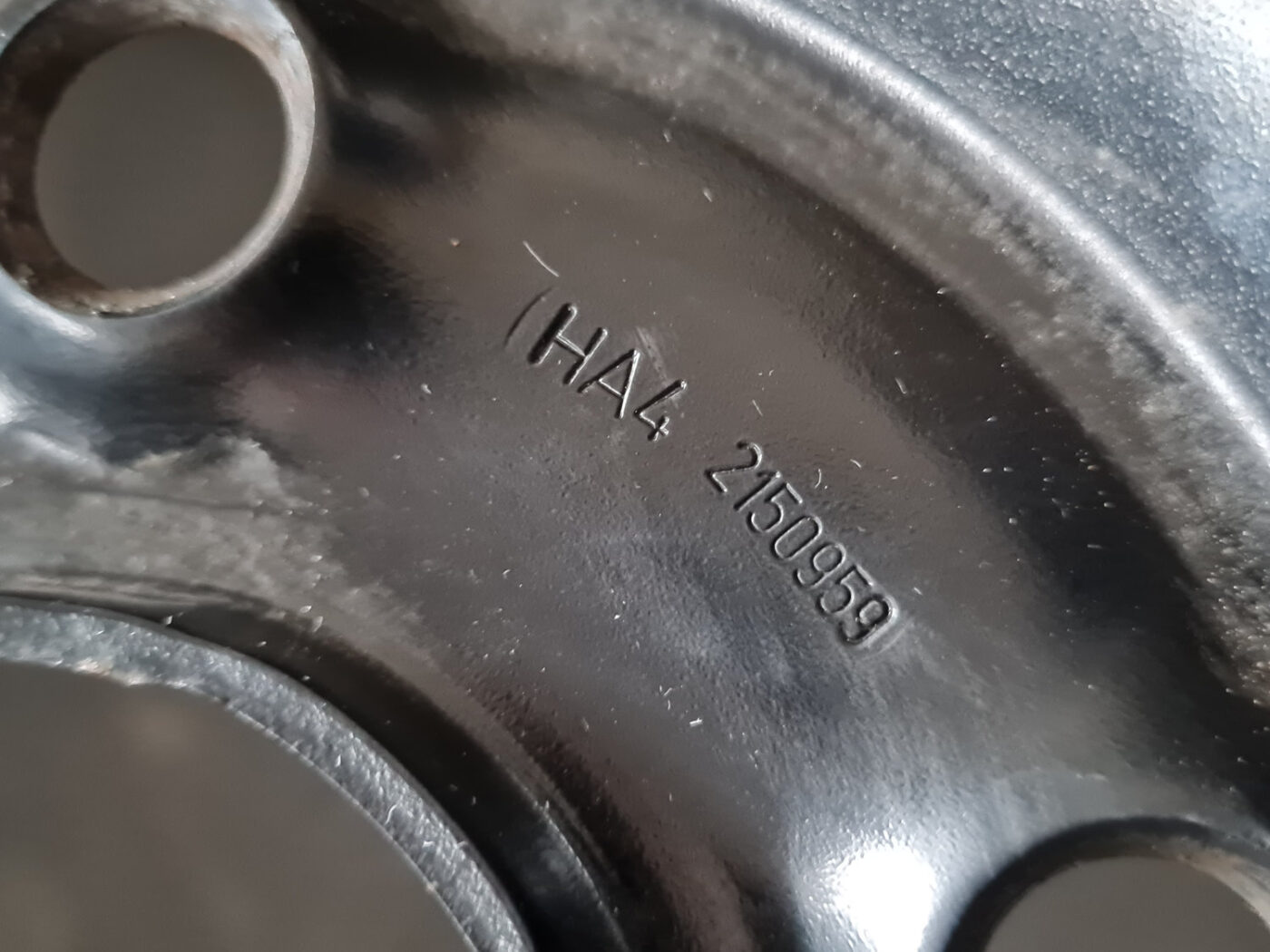 Rezerves ritenis priekš ŠKODA OCTAVIA 2007 4 Rezerves ritenis priekš ŠKODA OCTAVIA 2007