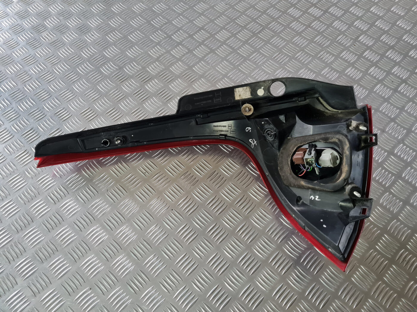 Aizmugurējais labais lukturis priekš VOLVO XC 60 2009 6 Aizmugurējais labais lukturis priekš VOLVO XC 60 2009