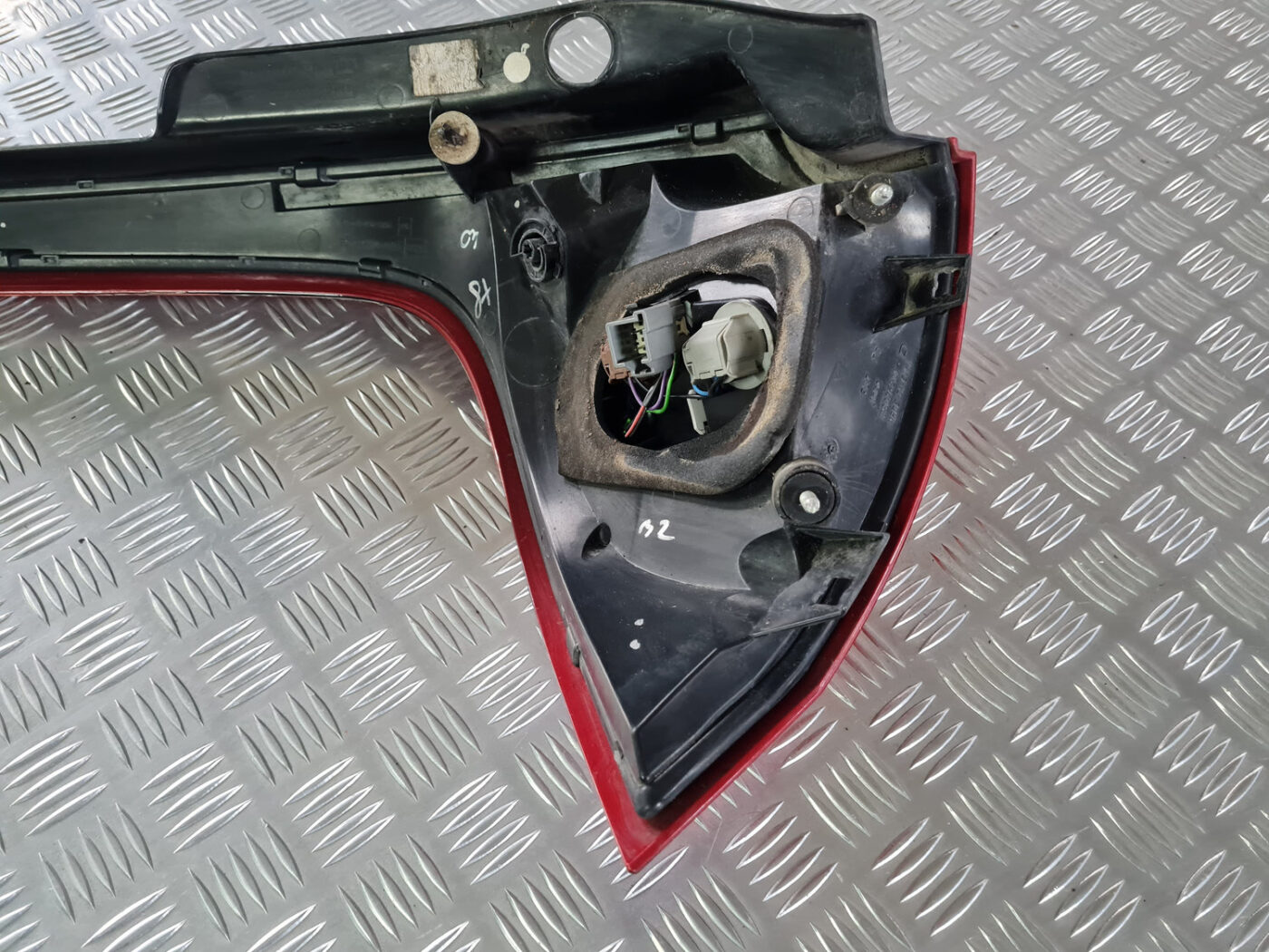 Aizmugurējais labais lukturis priekš VOLVO XC 60 2009 4 Aizmugurējais labais lukturis priekš VOLVO XC 60 2009