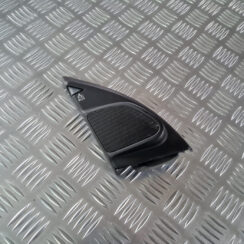 Durvju spoguļa apdares uzlika salonā (ar skaļruni) priekš VOLVO XC 60 2009