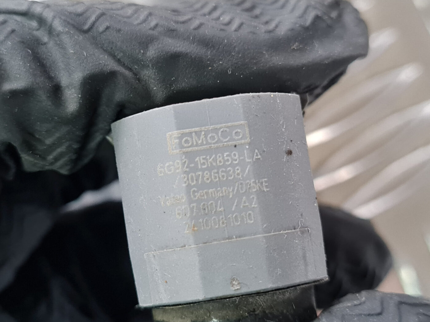 Parkošanās devējs priekš VOLVO XC 60 2009 4 Parkošanās devējs priekš VOLVO XC 60 2009