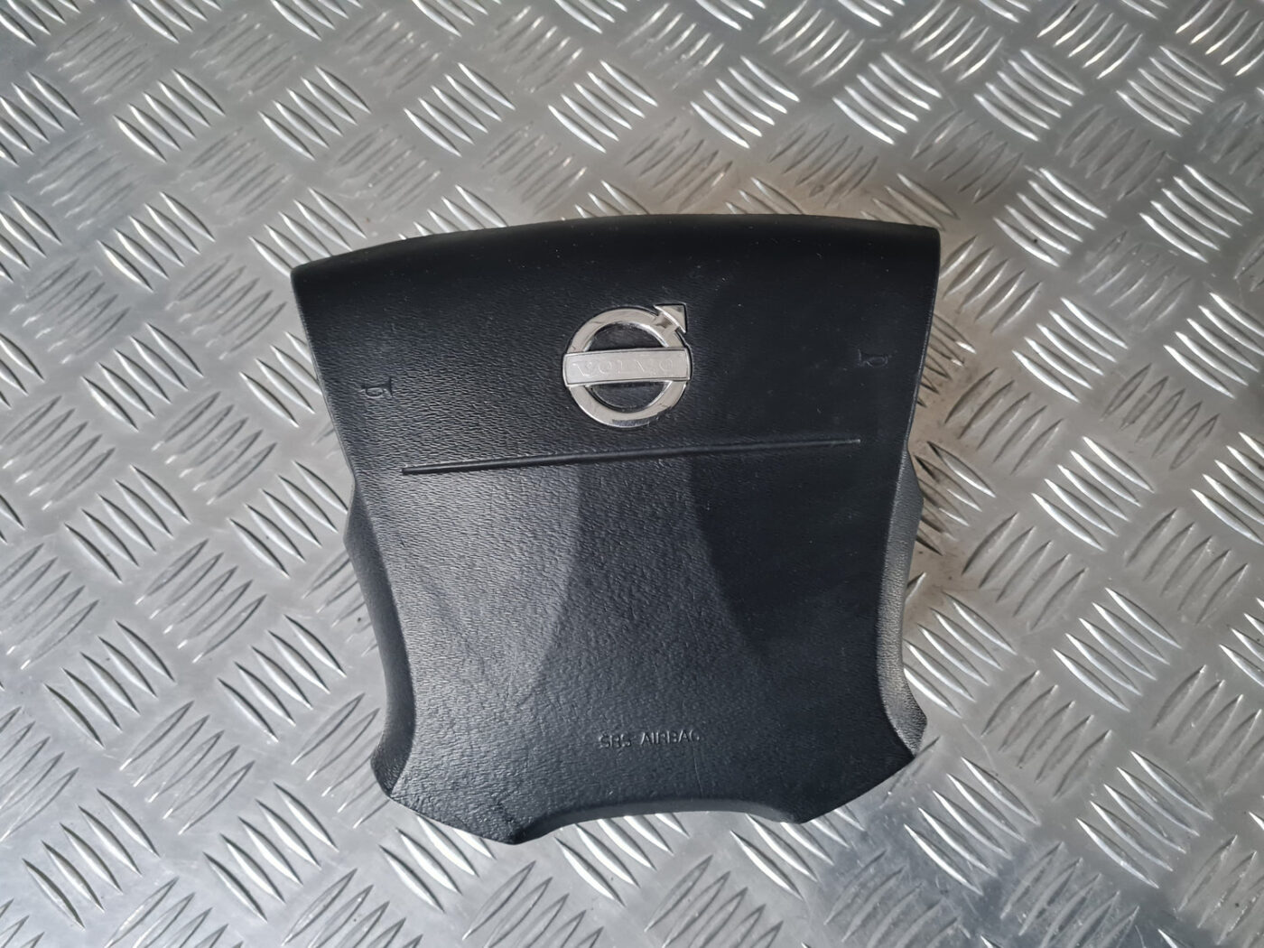 Stūres drošības spilvens priekš VOLVO XC 60 2009 2 Stūres drošības spilvens priekš VOLVO XC 60 2009