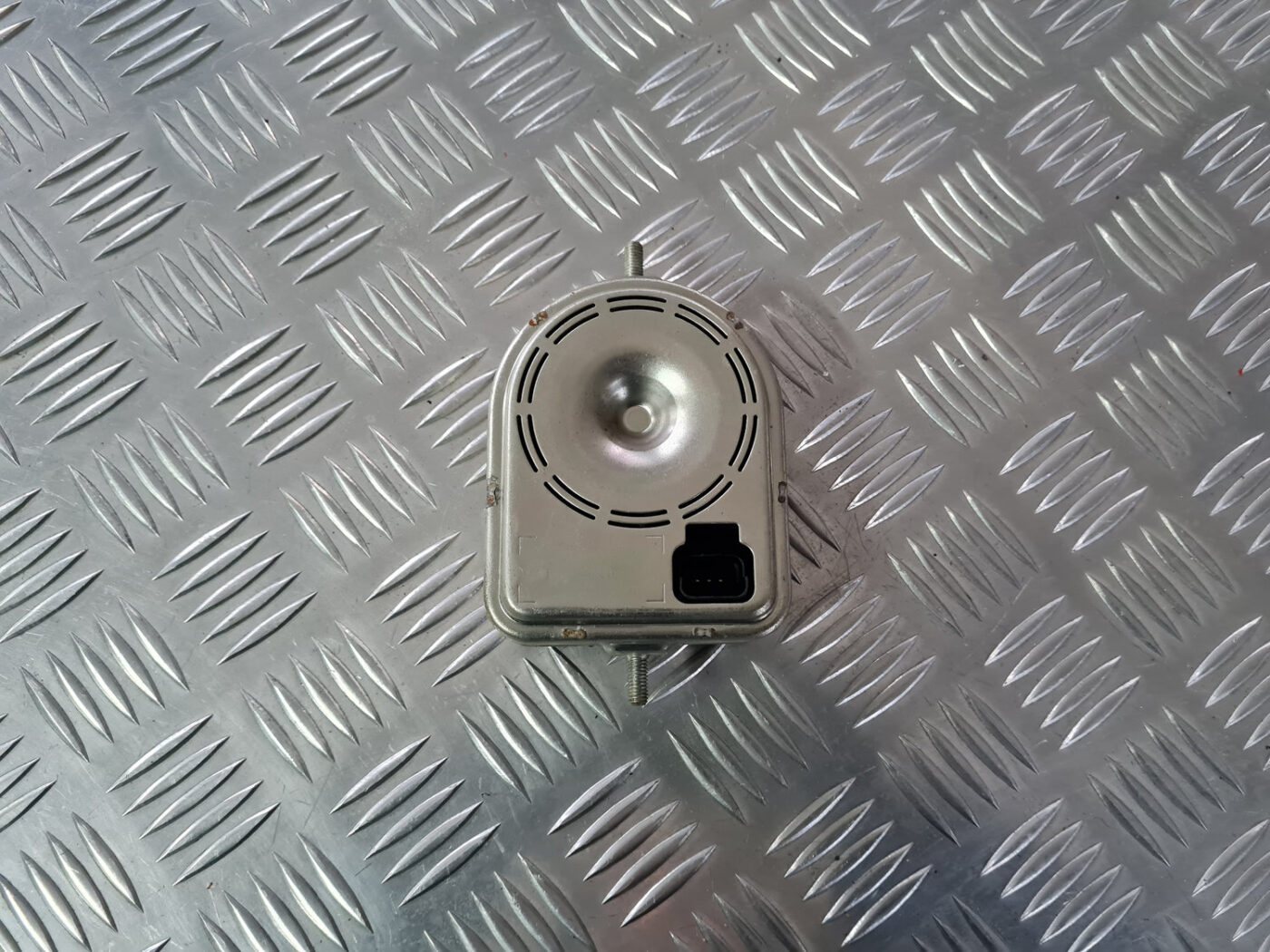 Autostāvvietas sistēmas skaņas signāls priekš VOLVO XC 60 2009 1 Autostāvvietas sistēmas skaņas signāls priekš VOLVO XC 60 2009