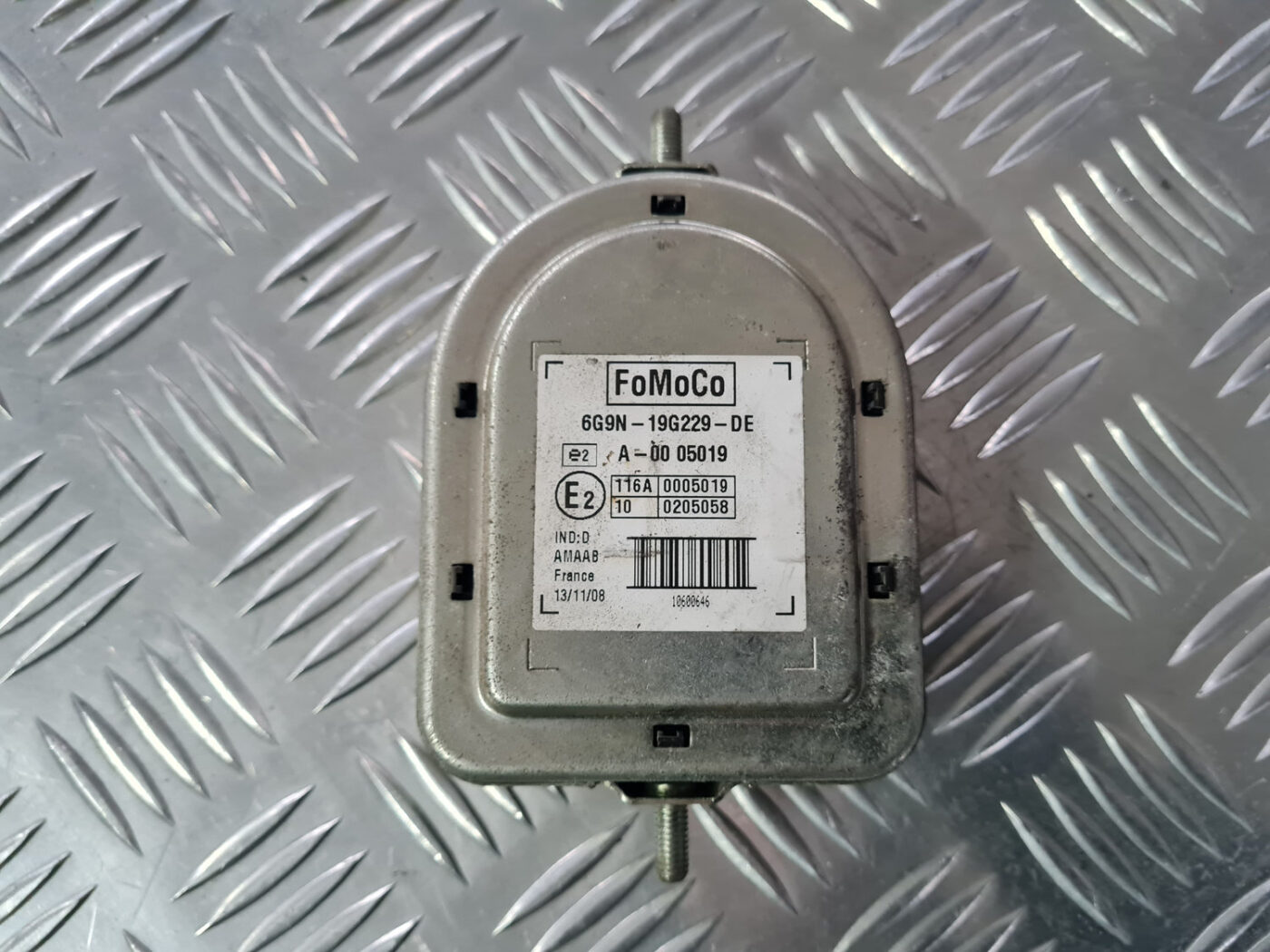 Autostāvvietas sistēmas skaņas signāls priekš VOLVO XC 60 2009 4 Autostāvvietas sistēmas skaņas signāls priekš VOLVO XC 60 2009