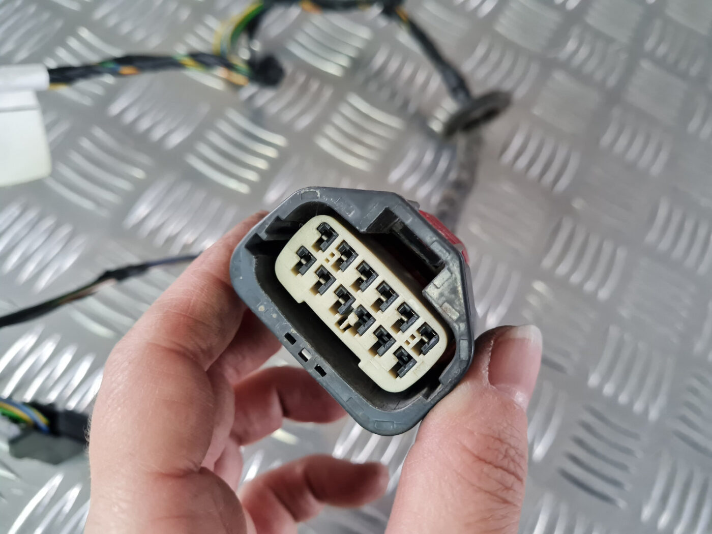 Pārkošanas devēju vads priekš VOLVO XC 60 2009 5 Pārkošanas devēju vads priekš VOLVO XC 60 2009