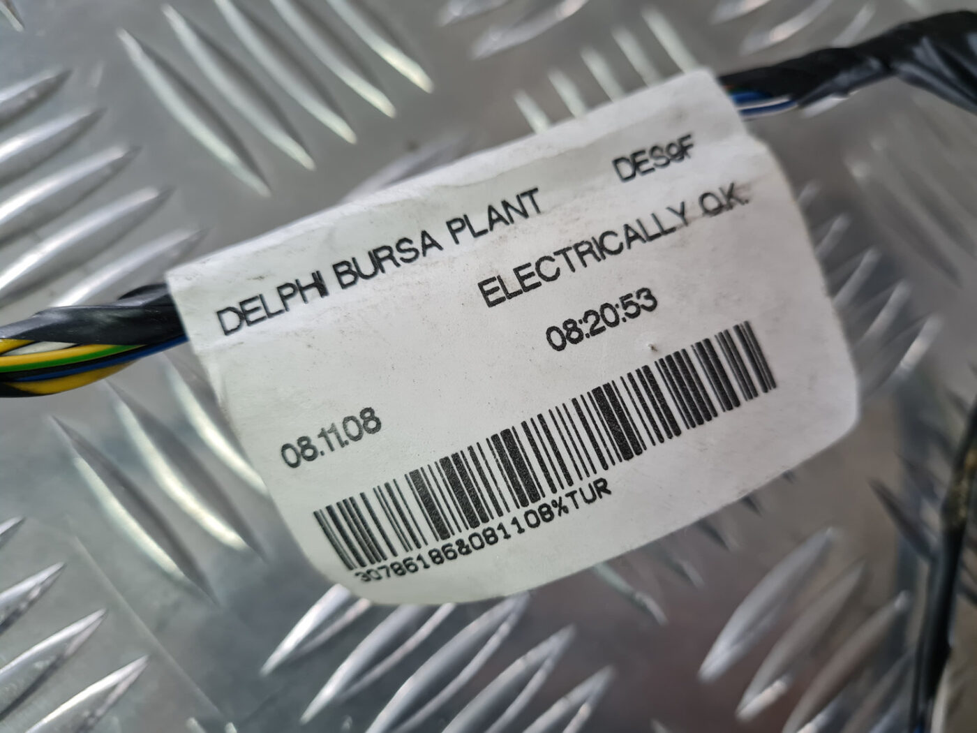 Pārkošanas devēju vads priekš VOLVO XC 60 2009 3 Pārkošanas devēju vads priekš VOLVO XC 60 2009