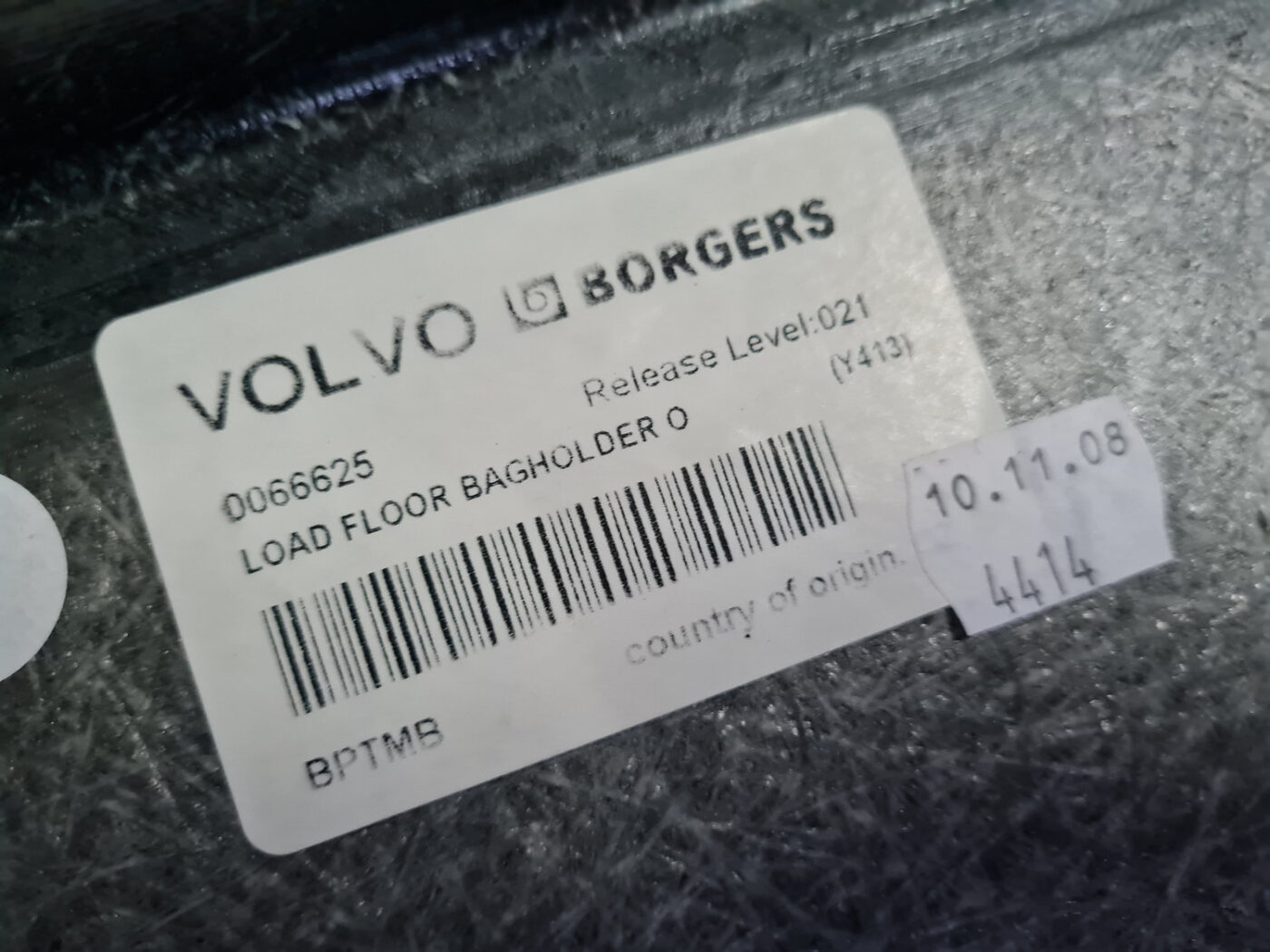 Bagāžnieka grīda priekš VOLVO XC 60 2009 6 Bagāžnieka grīda priekš VOLVO XC 60 2009