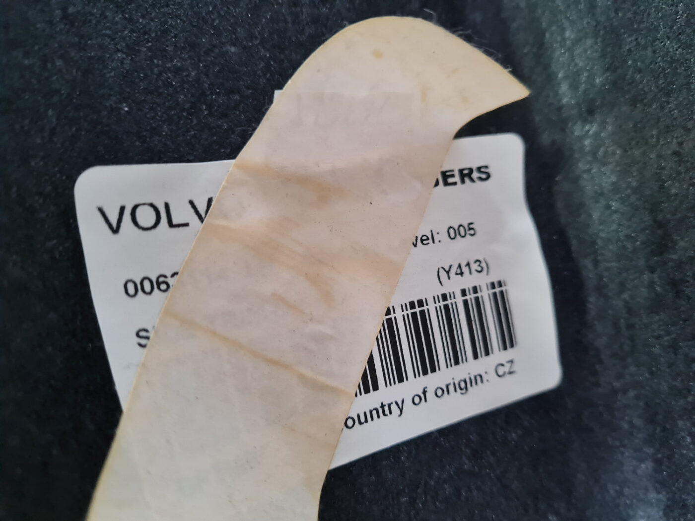 Bagāžnieka nodalījuma sānu apdare priekš VOLVO XC 60 2009 4 Bagāžnieka nodalījuma sānu apdare priekš VOLVO XC 60 2009