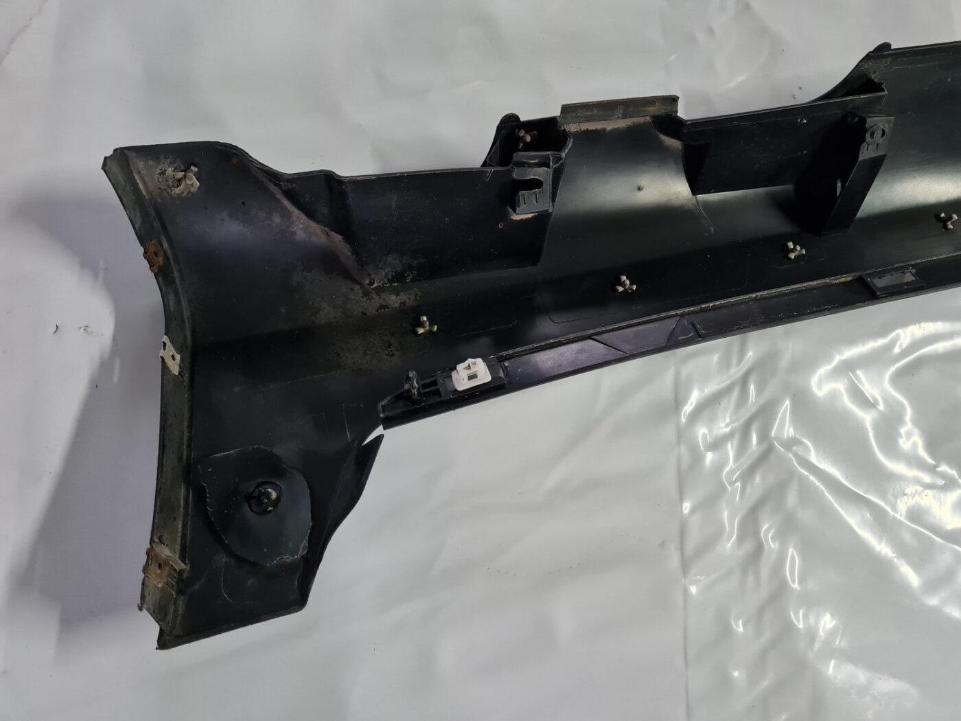 Ārēja sliekšņa laba uzlika priekš VOLVO XC 60 2009 11 Ārēja sliekšņa laba uzlika priekš VOLVO XC 60 2009